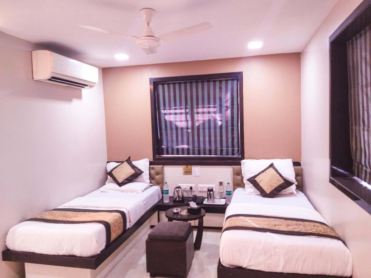 Colaba Suites - Near Taj Hotel, 3* Bombaim