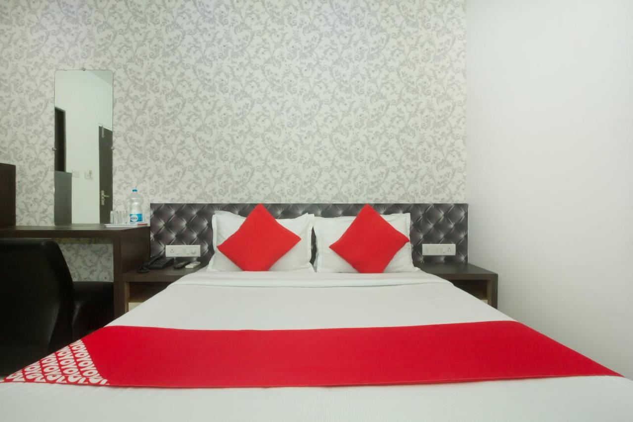 Hotel Oyo 19847 Star Residency 3*