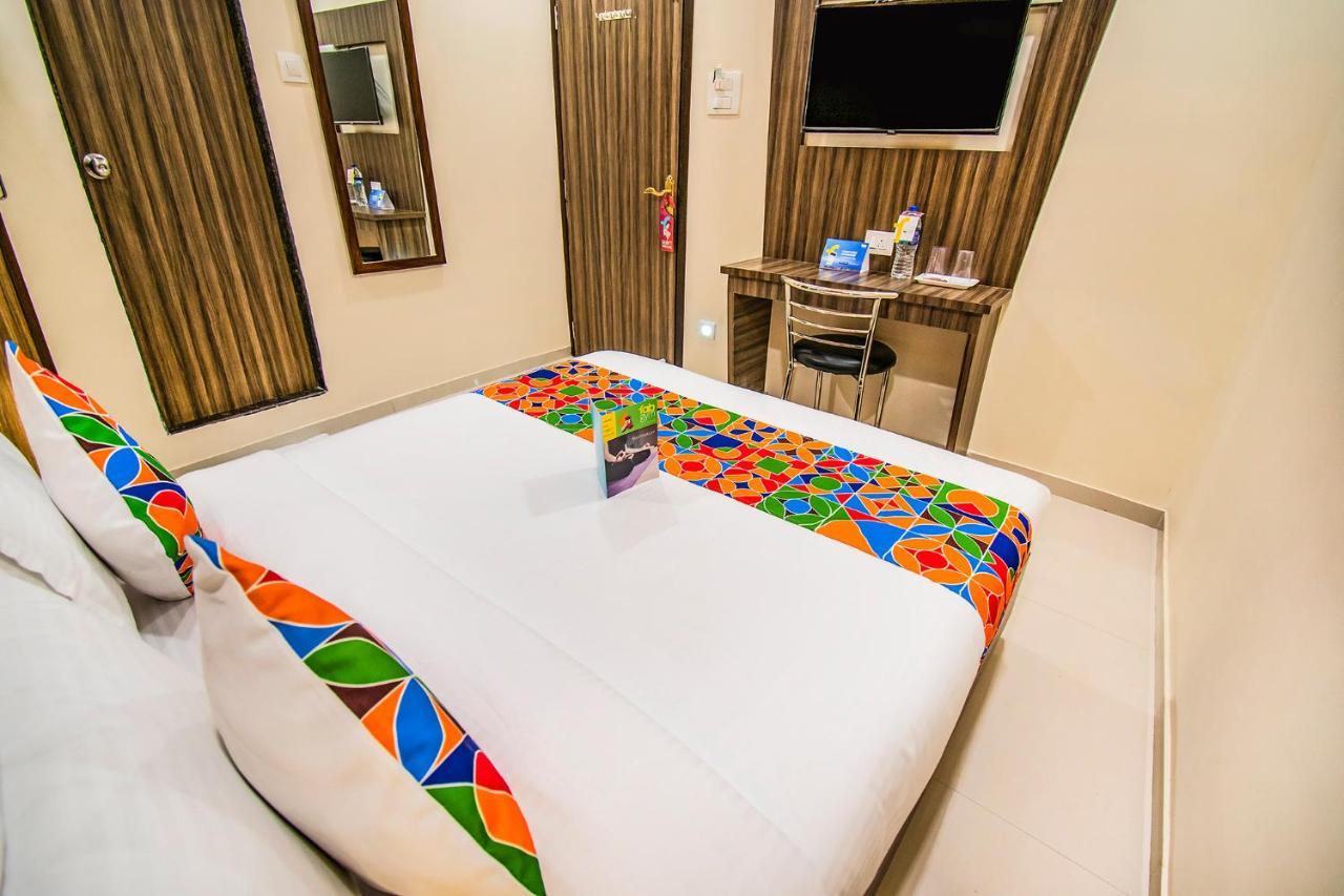 Fabexpress Orange Santacruz East Hotel 3*