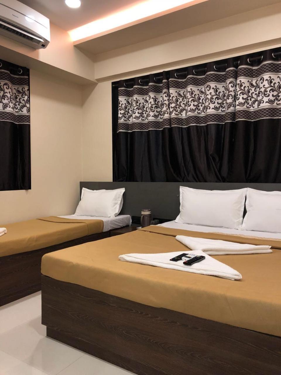 Hotel Crystal Mumbai