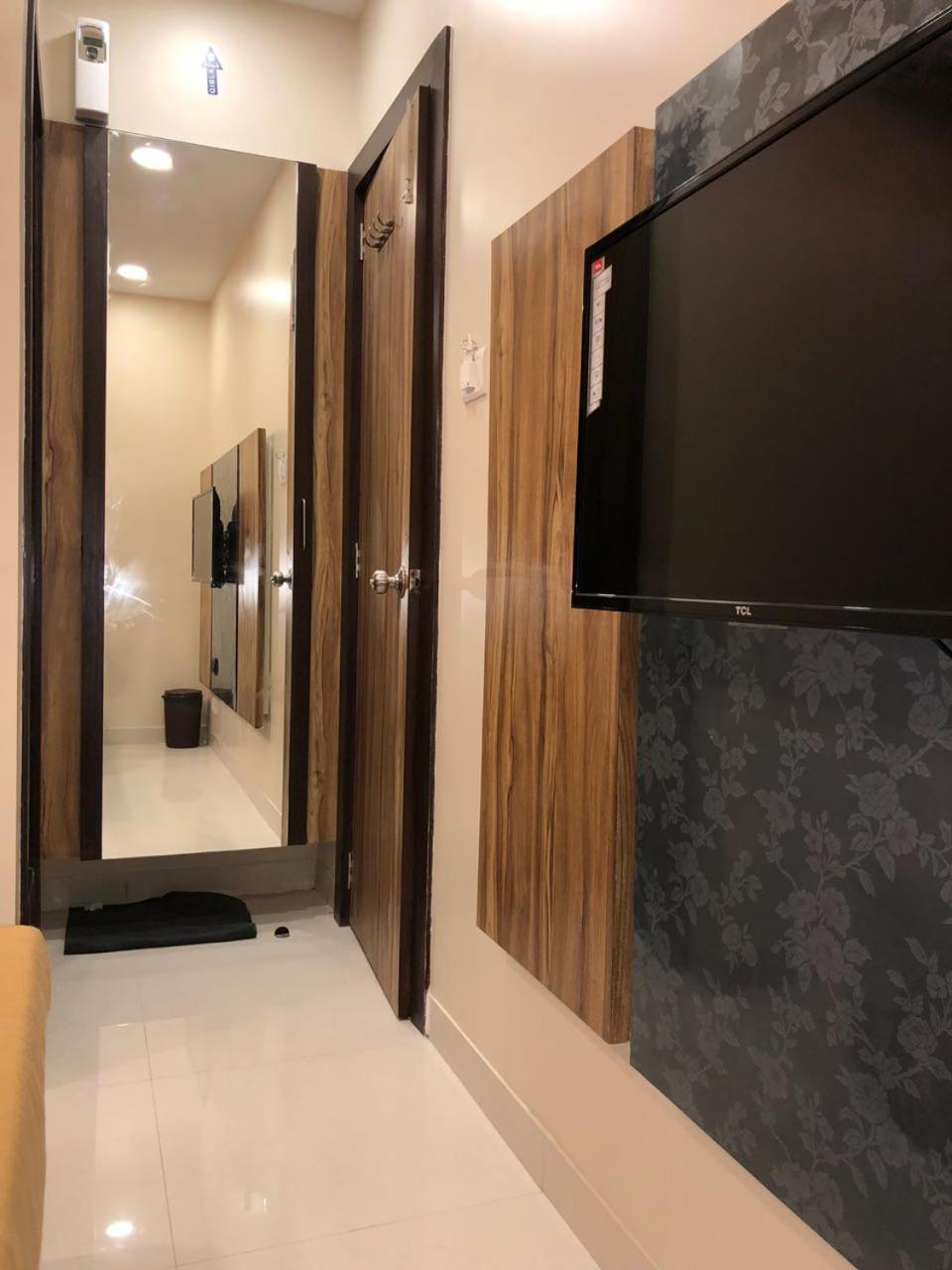 Crystal Hotel 2*