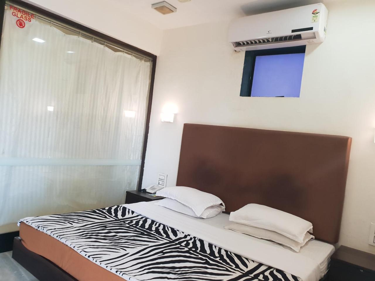 Milan International Hotel Mumbai