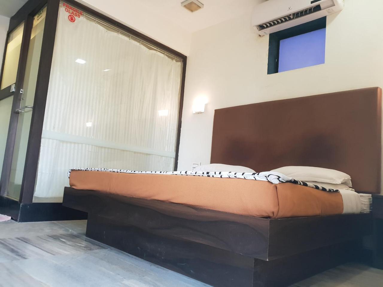 Milan International 3* Mumbai