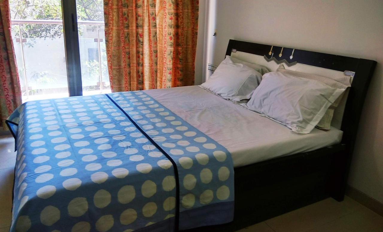 Masters @ Juhu Apartment *