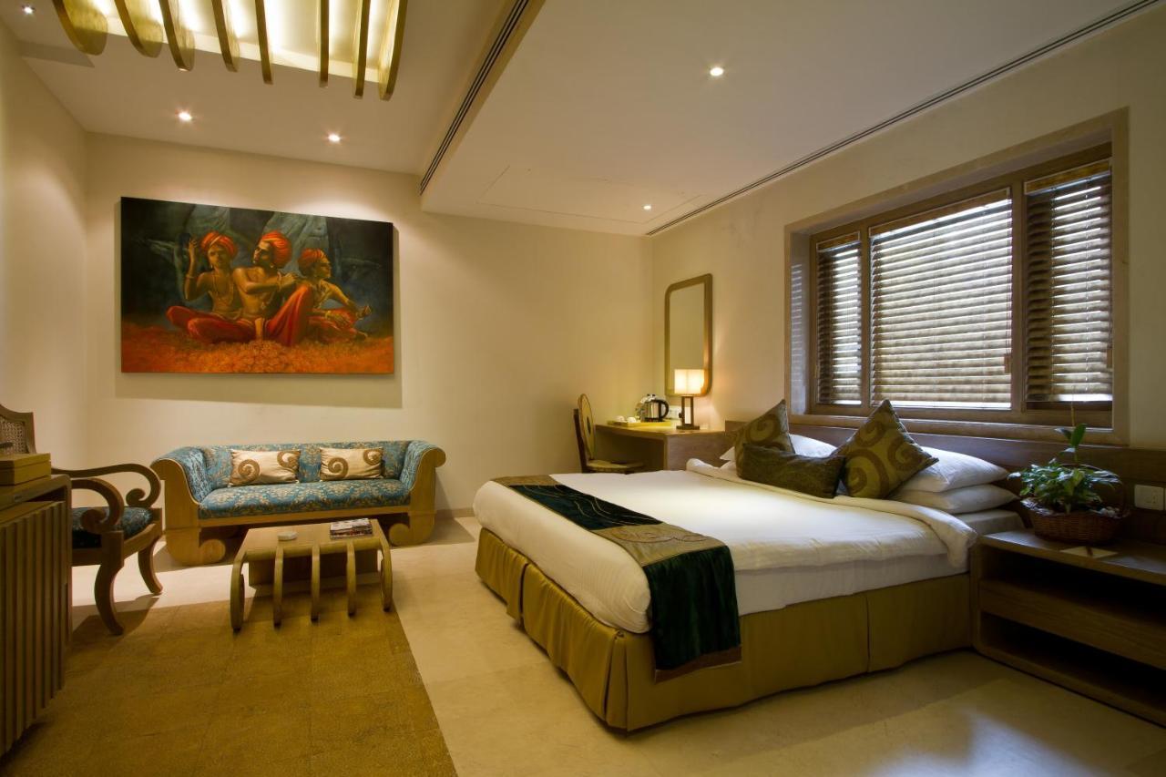 Hotel Le Sutra Hotel, Khar, Mumbai
