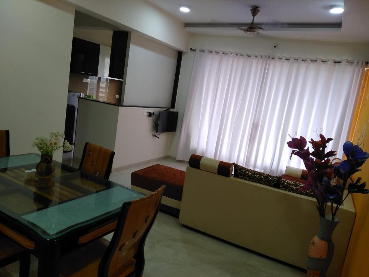 Hospitality Services Bombaim