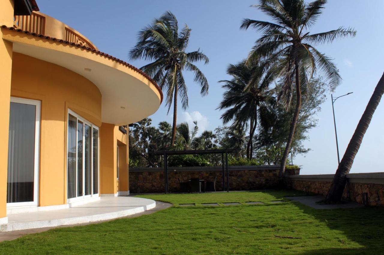 The Yellow House Manori Villa *