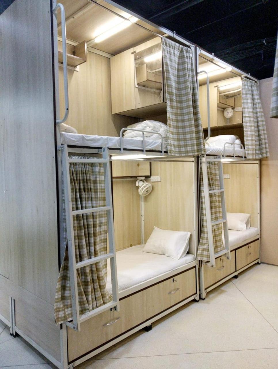 Albergue Abuzz Lower Parel *