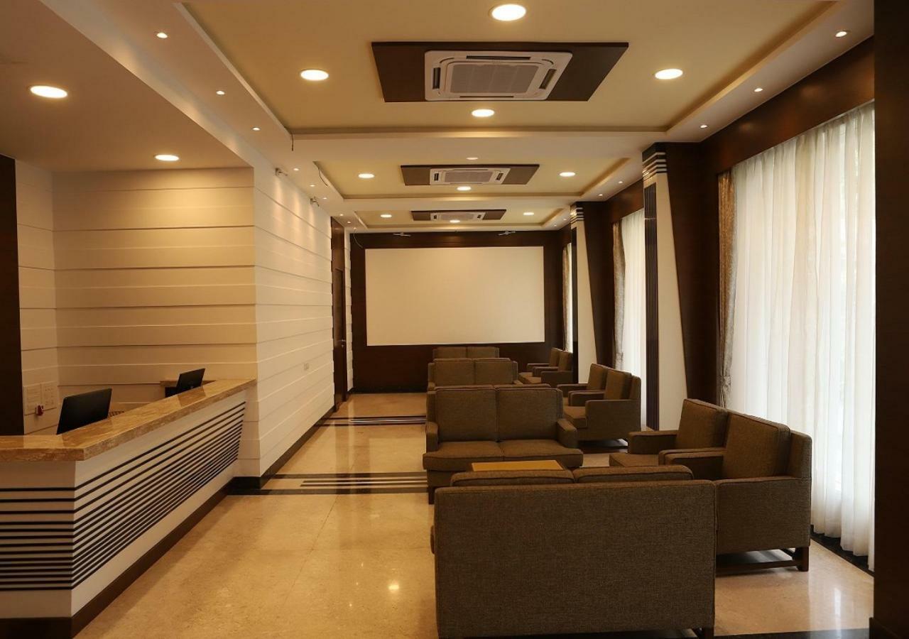 Gobinddhham Guest house 3*