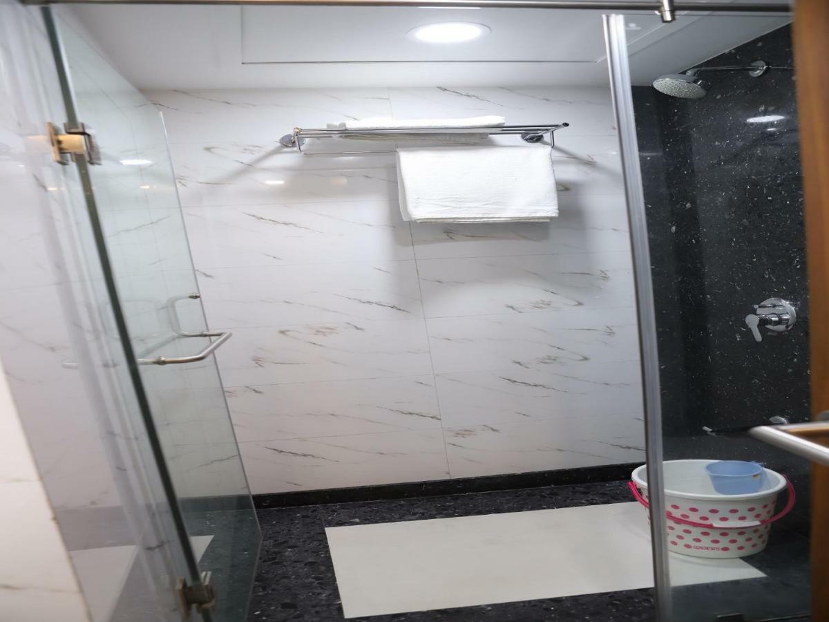 Guest house Gobinddhham Mumbai