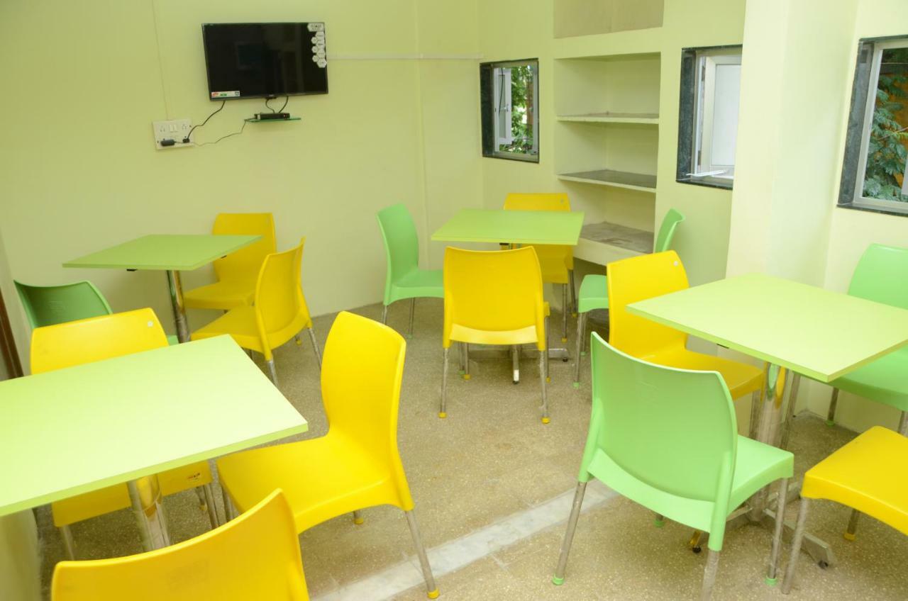 Hostel Fair Host - Male Only Mumbai