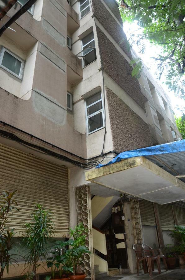 Fair Host - Male Only Hostel Mumbai