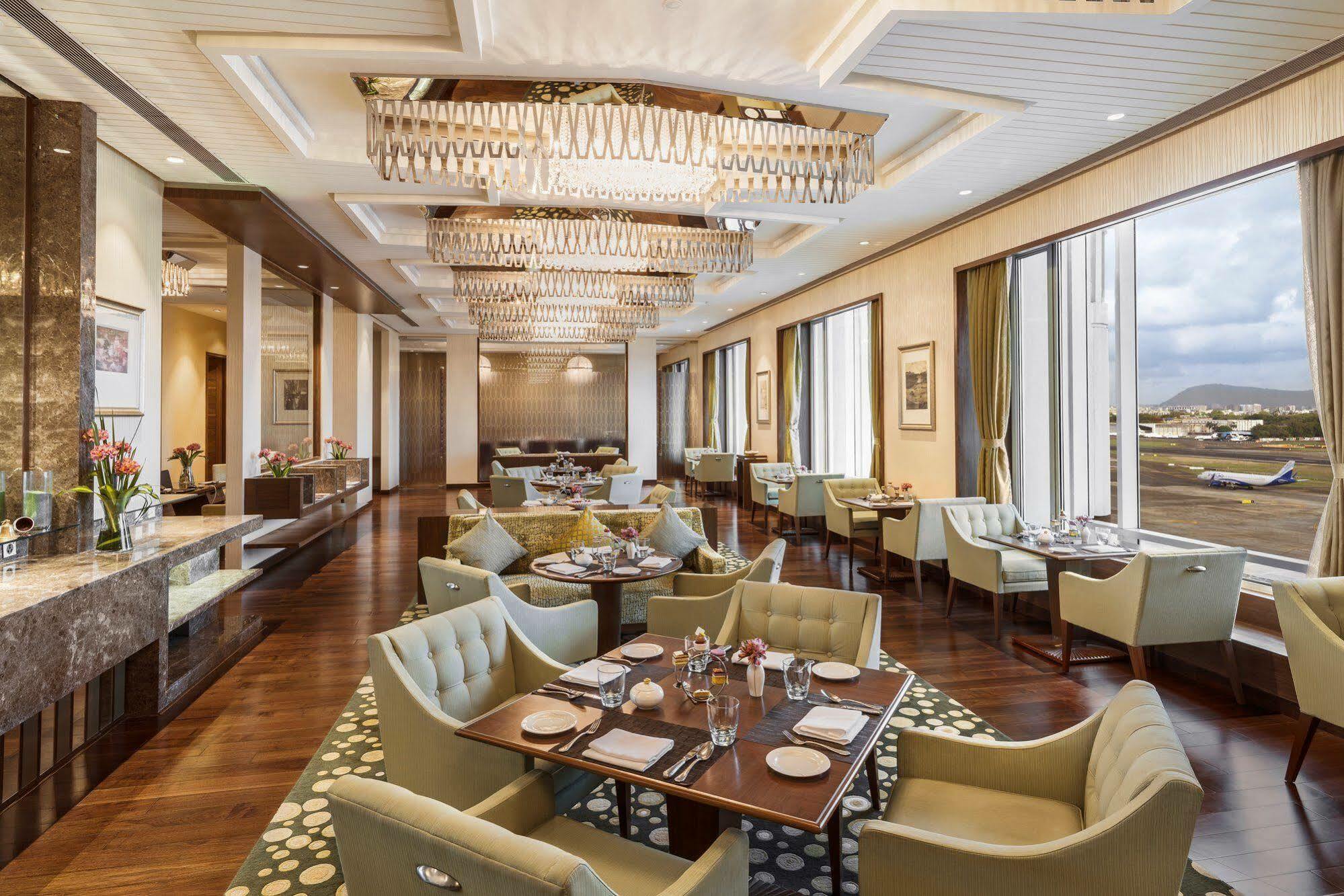 Hotel Taj Santacruz 5*