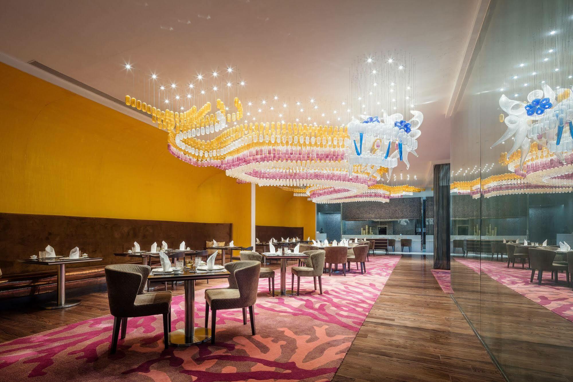 Hotel Taj Santacruz Mumbai