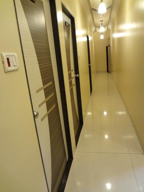 Hotel Broadway Colaba