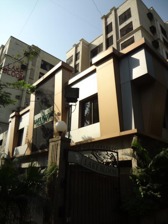 Bloom Residency Apartment *