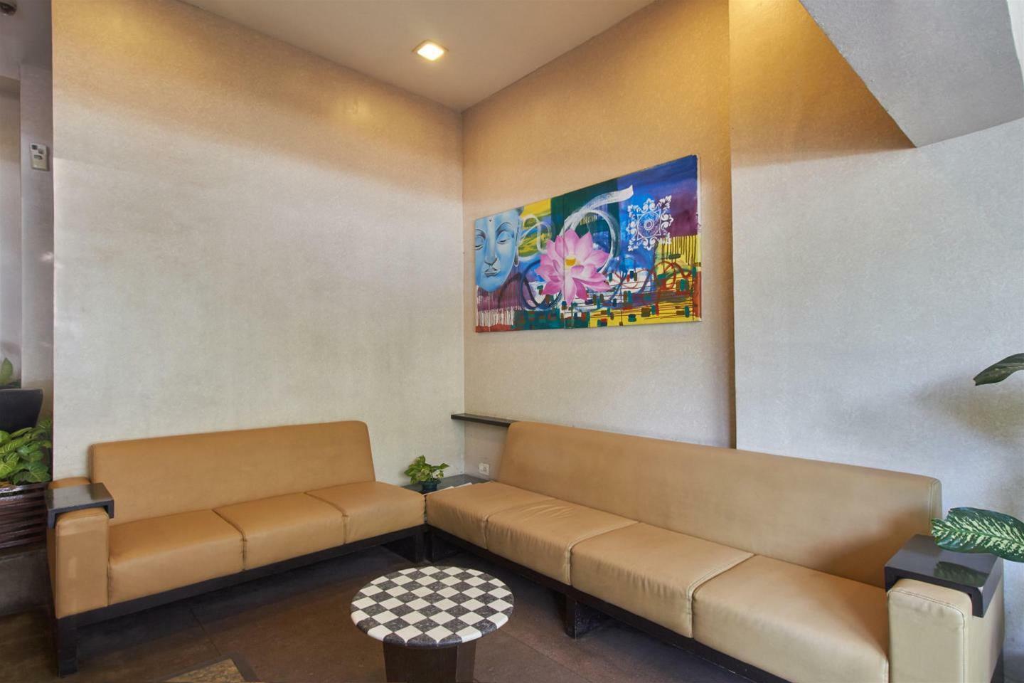 Kings International Juhu Hotel