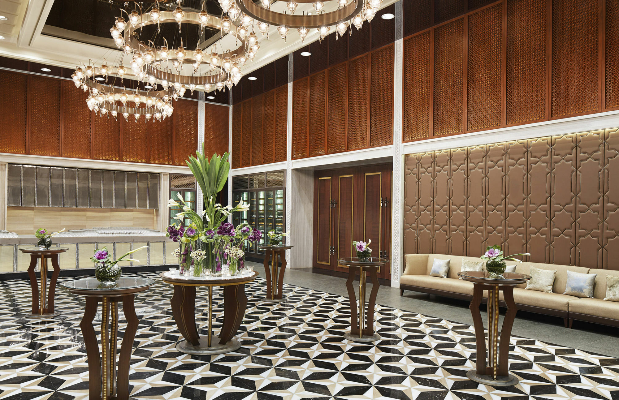 Four Seasons 5*