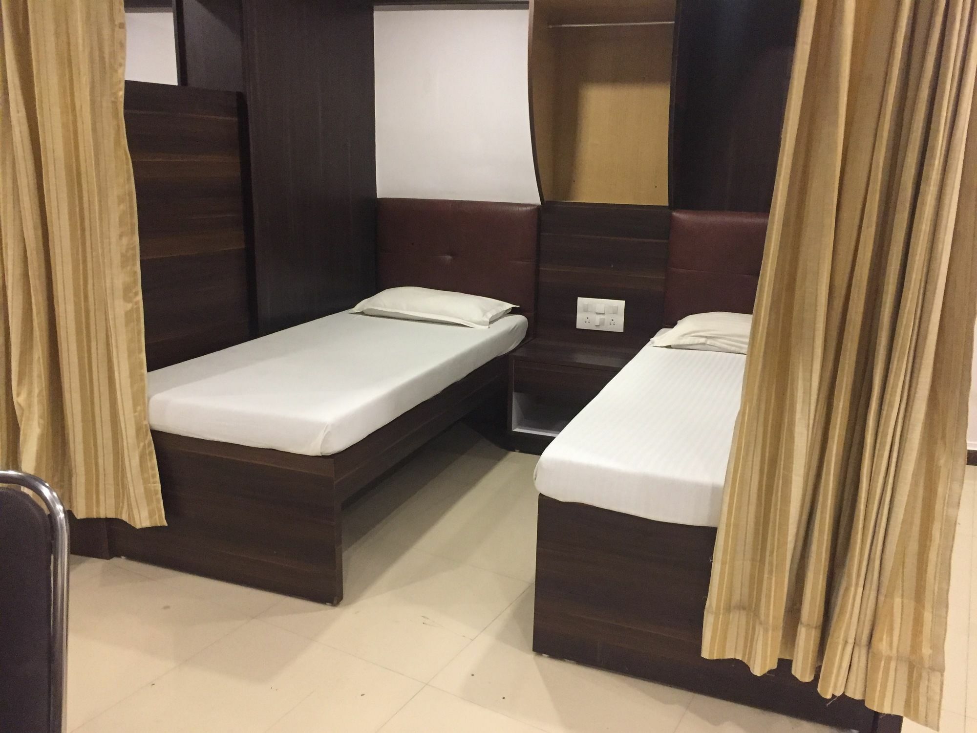 Darbar * Mumbai