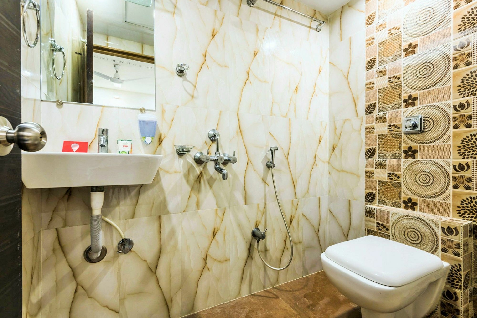 Bkc Palace Hotel