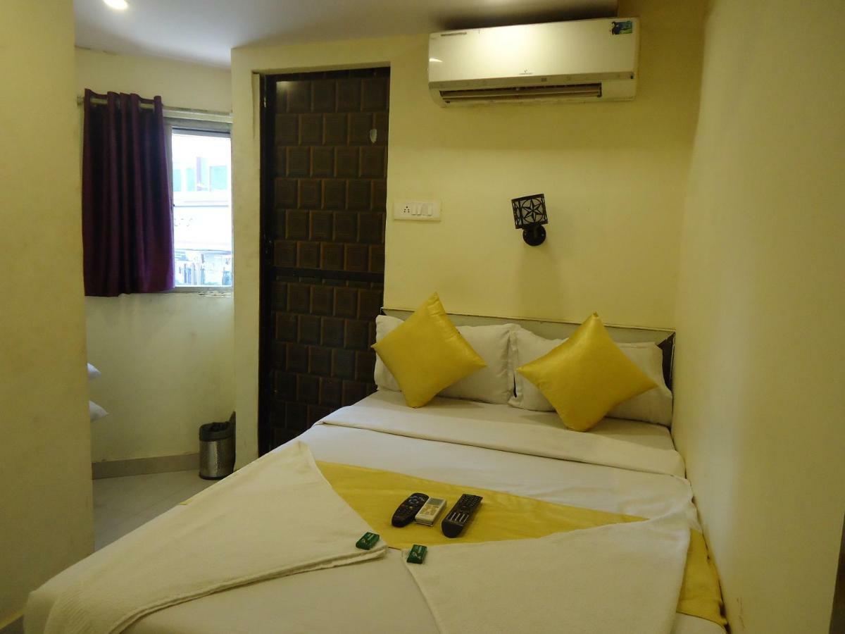Metro Guest house Mumbai