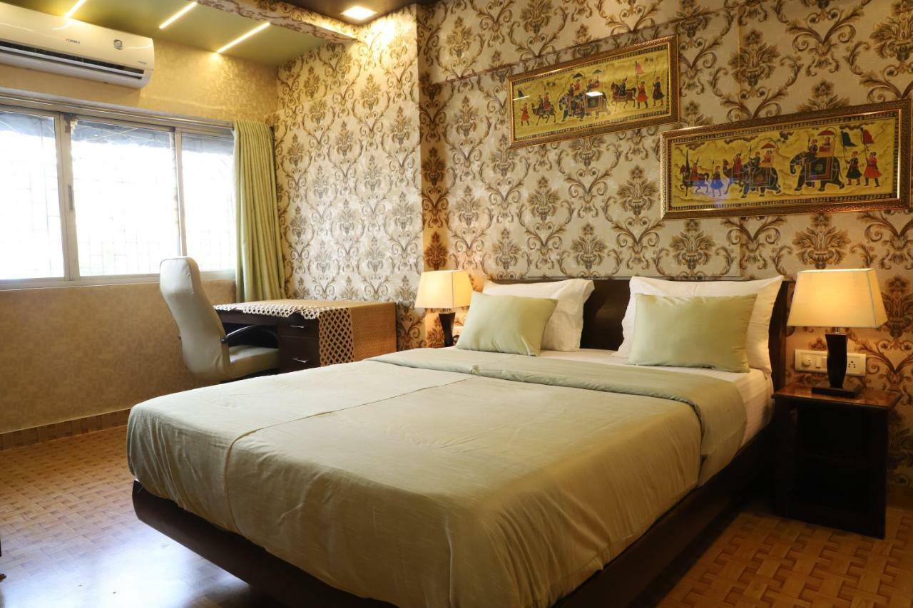 Ojas Homes- Dream 2bhk Near Kokilaben Ambani Hospital