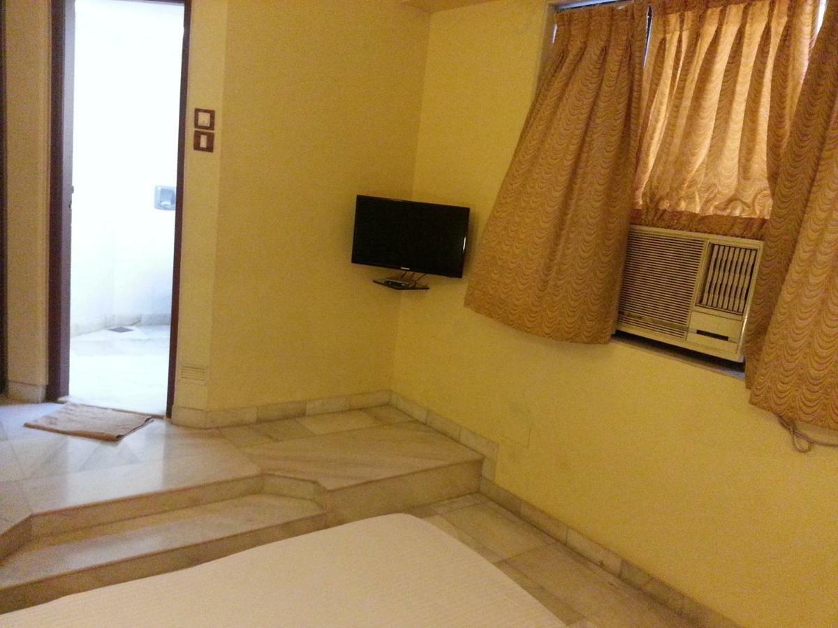 Ashray International, Sion - Near Bkc Mumbai