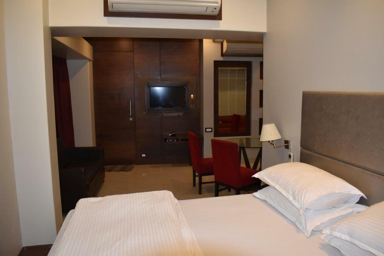 Hr Residency Hotel