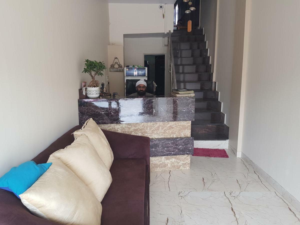 Backpackers Villa Mumbai Hostel Mumbai