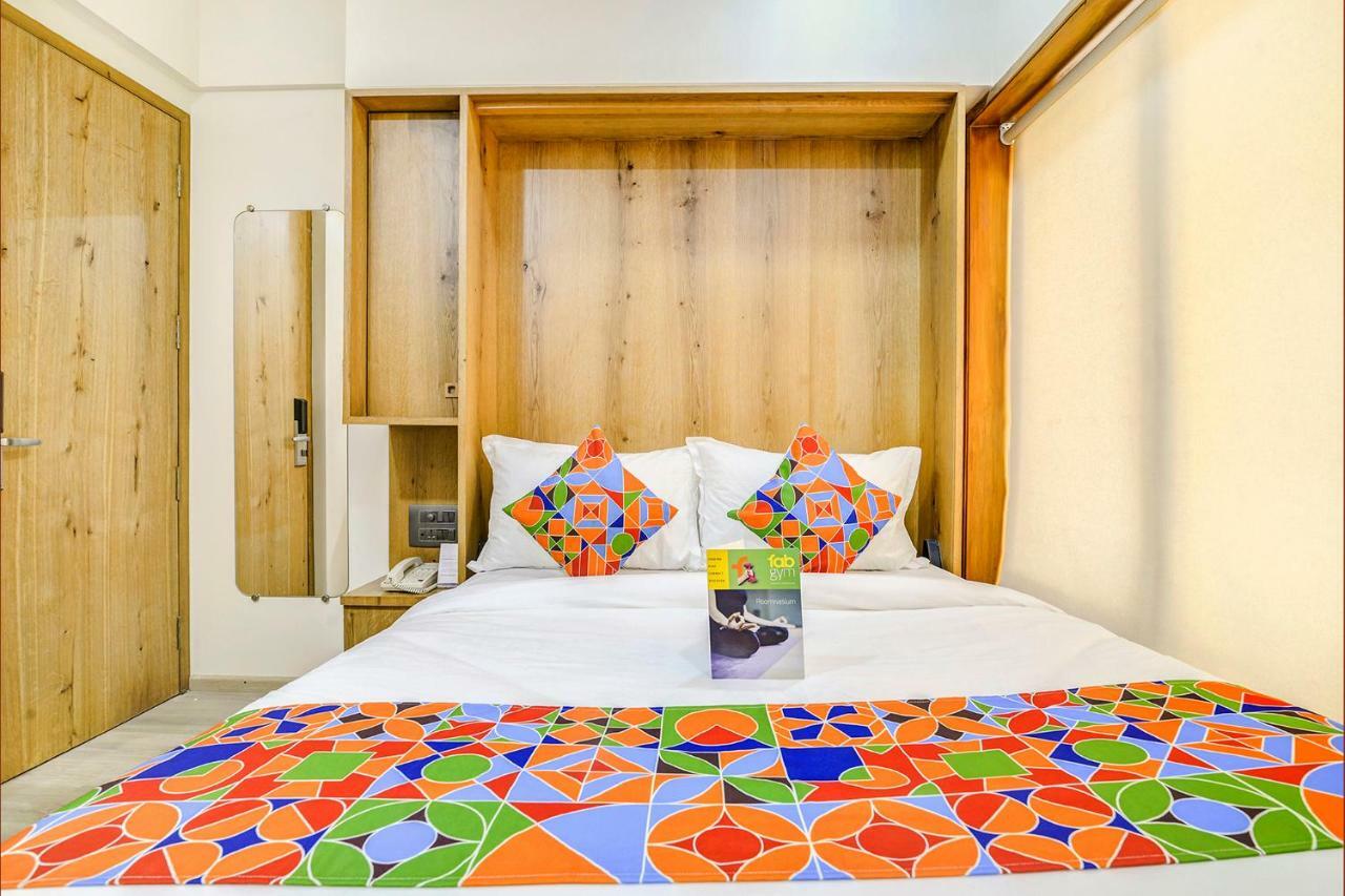 Hotel Fabhotel Midaas Comforts