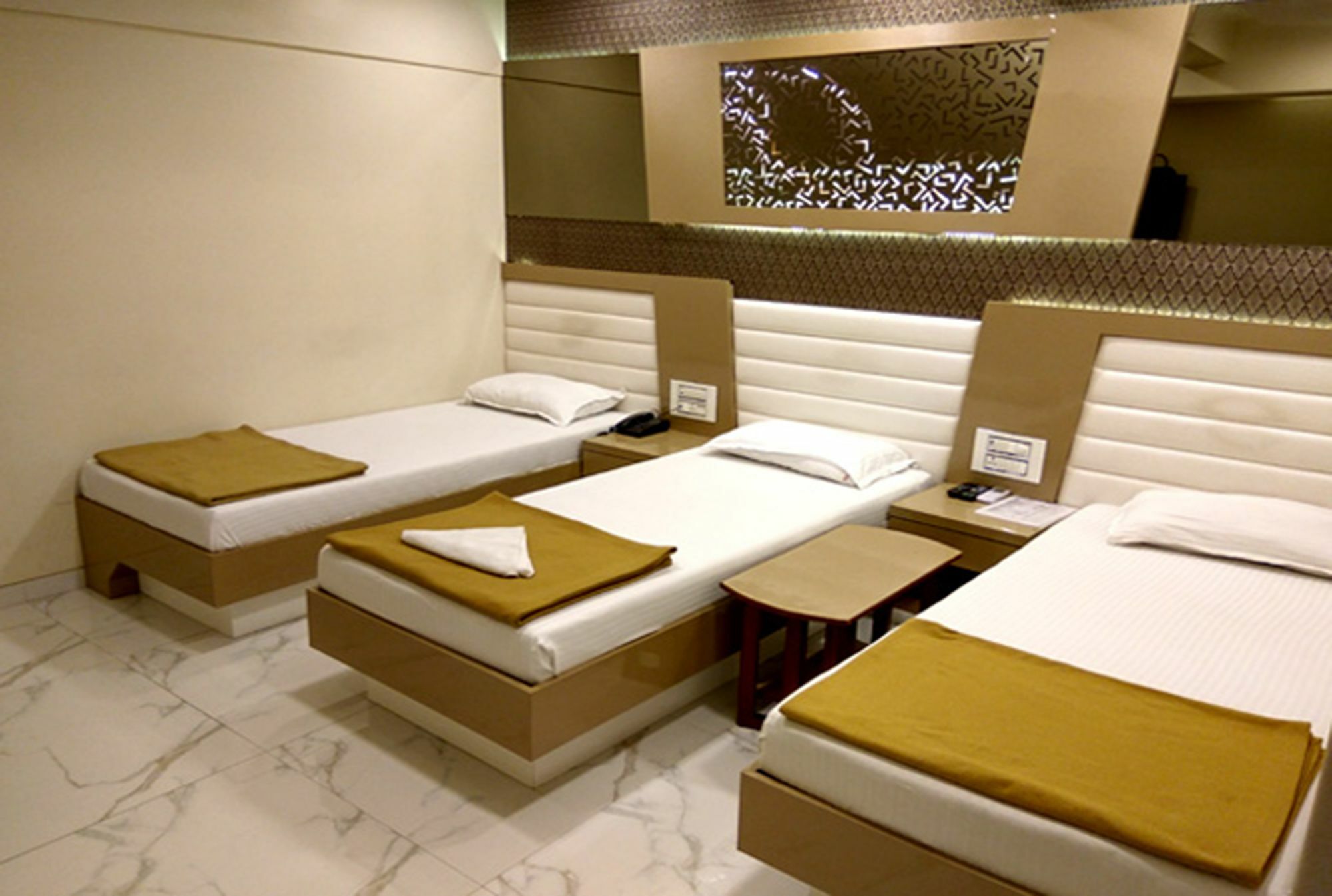 Oyo 28893 Gulf Hotel Bombaim