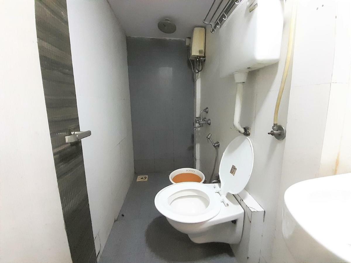 Hotel Hexa Relax Mumbai