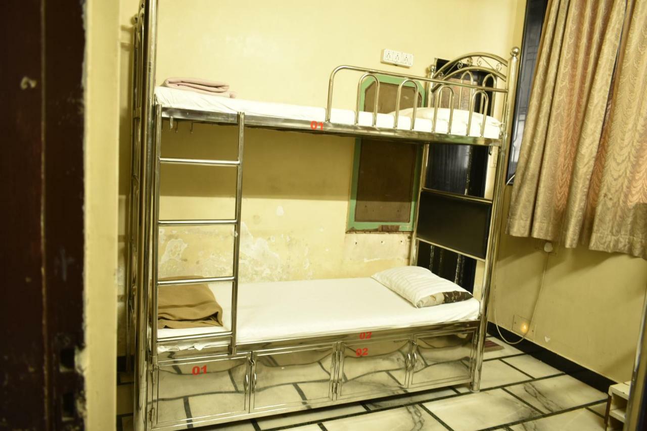 Popular Palace Hotel Mumbai