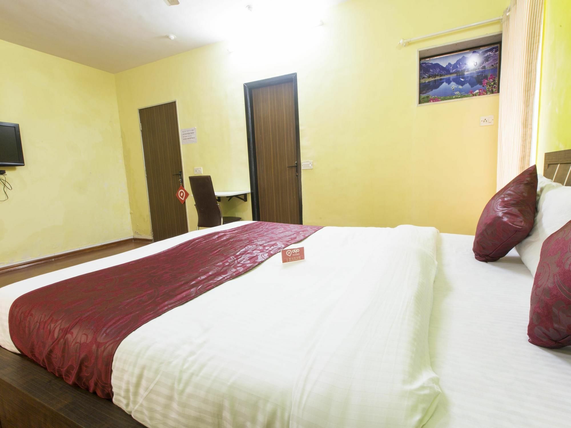 Hotel Oyo Iit 3*