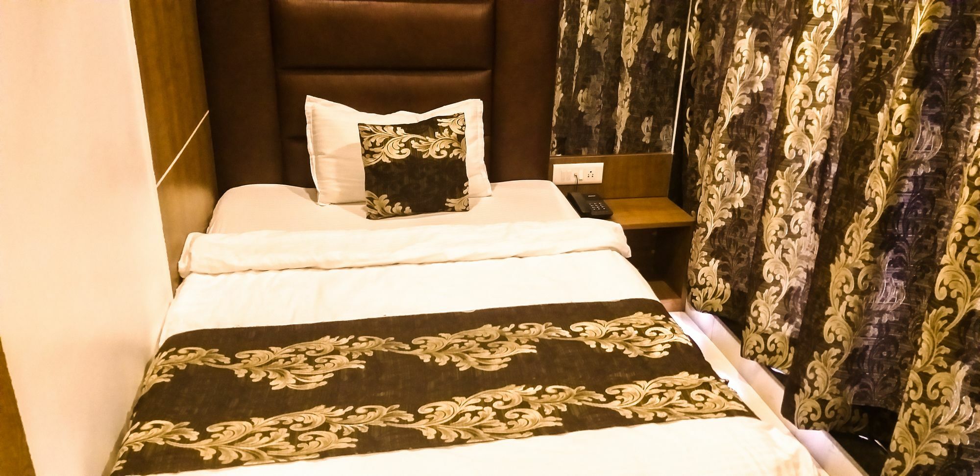 Alibaba 2* Mumbai