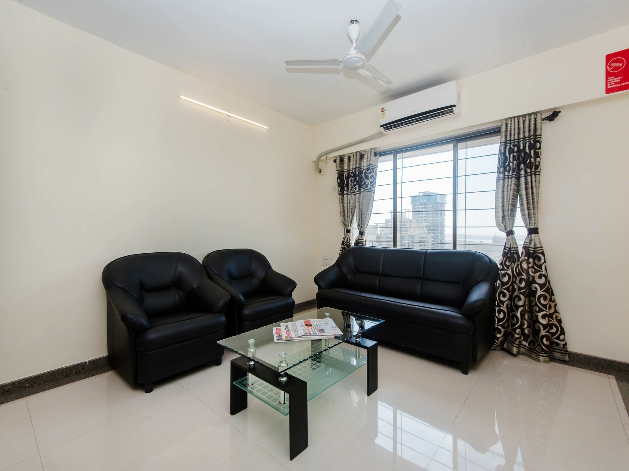 Oyo 13002 Goregaon West Mumbai