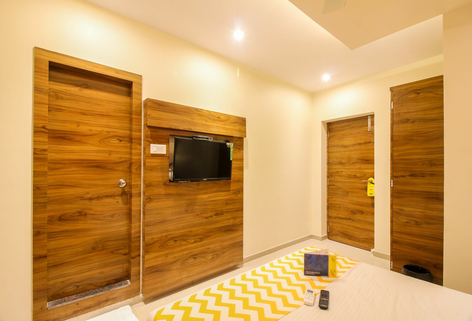 Fabhotel - Nr International Airport Mumbai