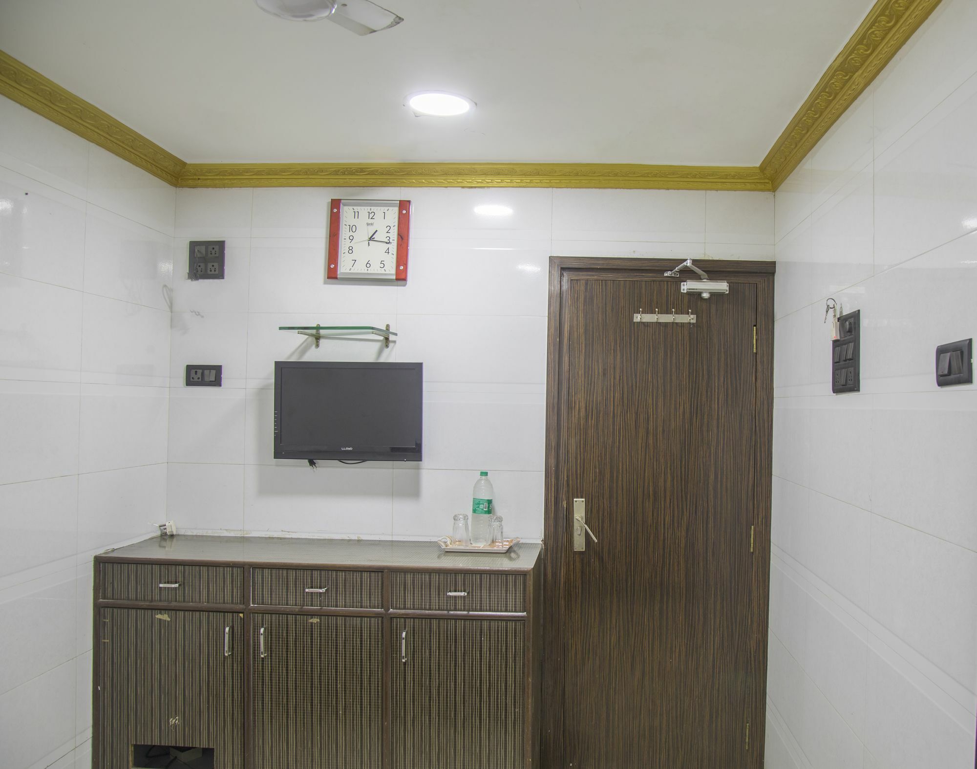Relax 3* Mumbai