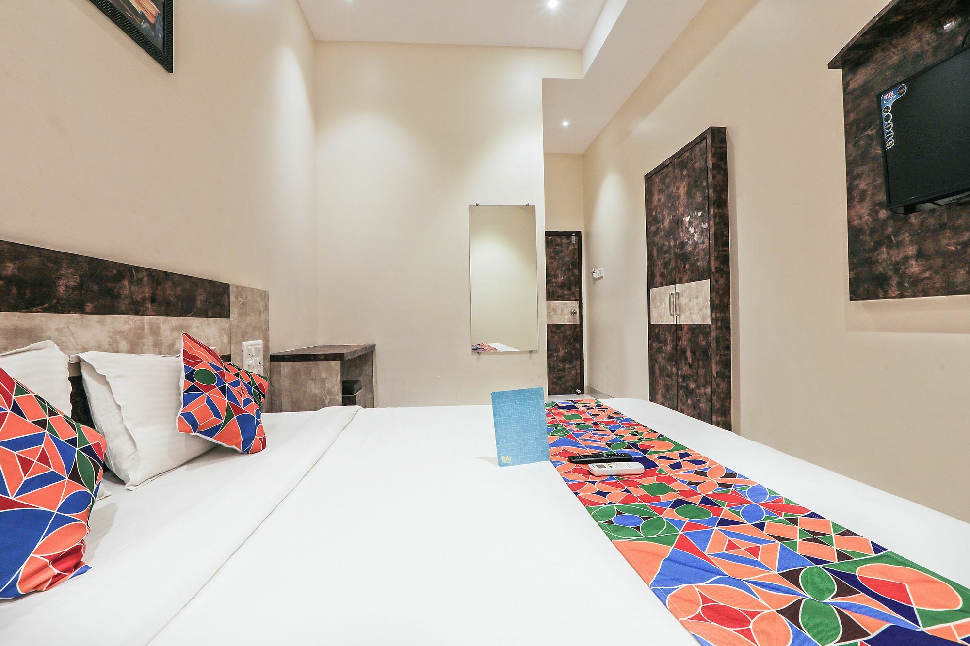 Hotel Fabexpress Embassy Grand - Nr Bkc Bombaim