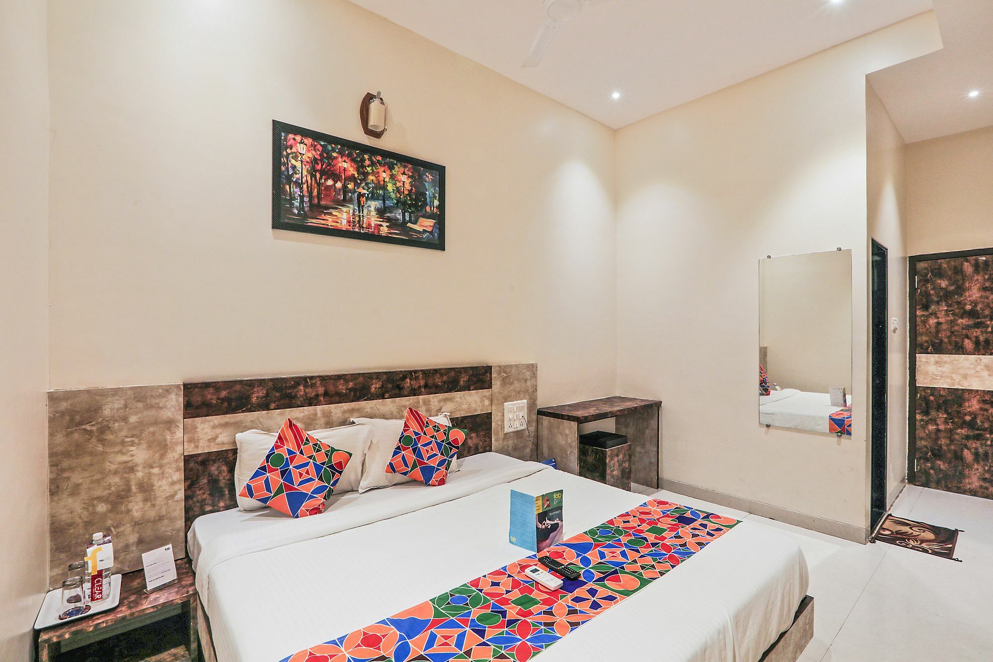 Fabexpress Embassy Grand - Nr Bkc Hotel
