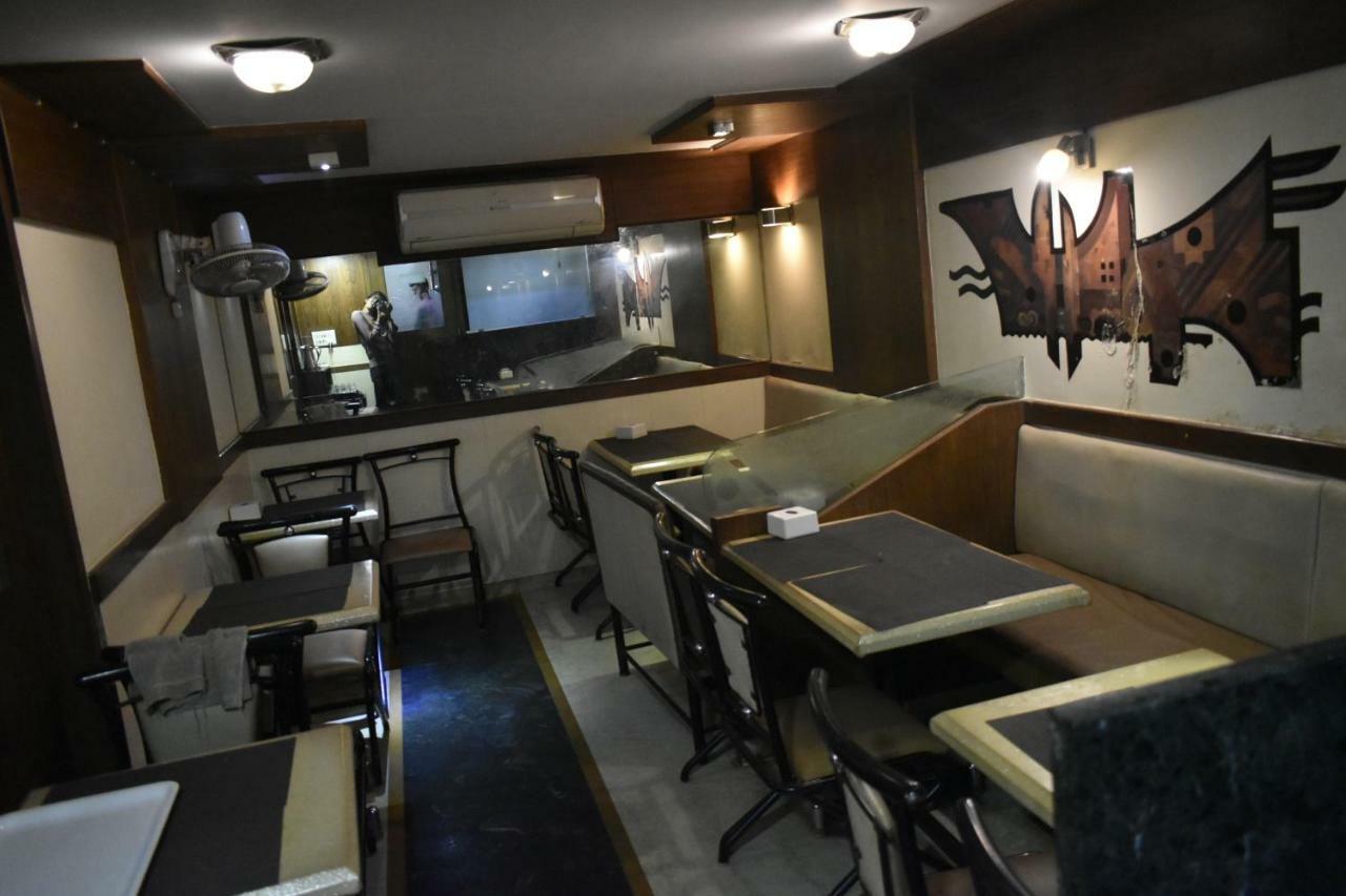 Hotel Arma Court - Near Us Embassy, Bkc Mumbai