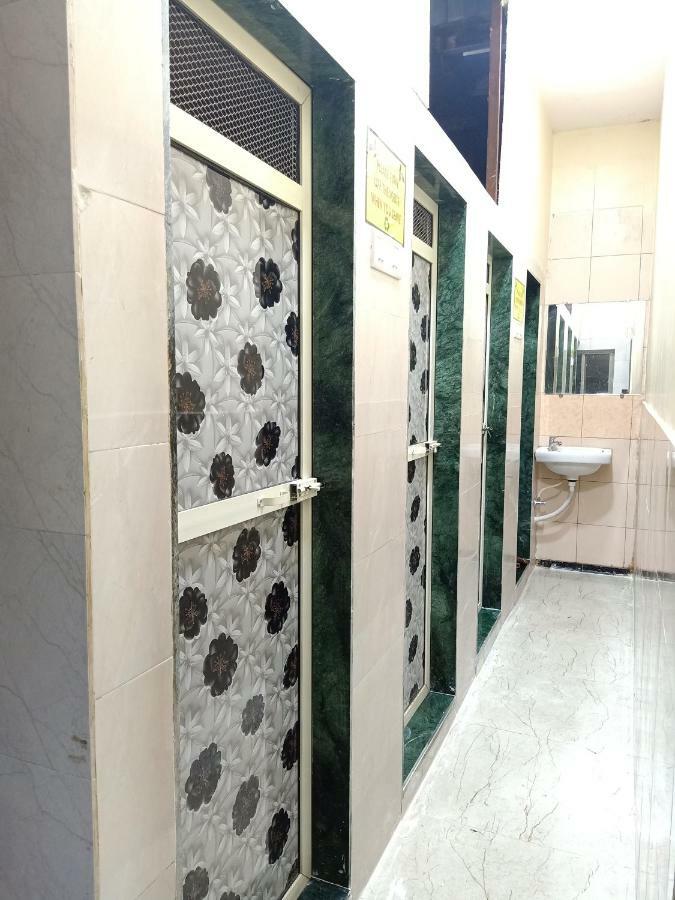 Bed & Breakfast Mabrook Mumbai