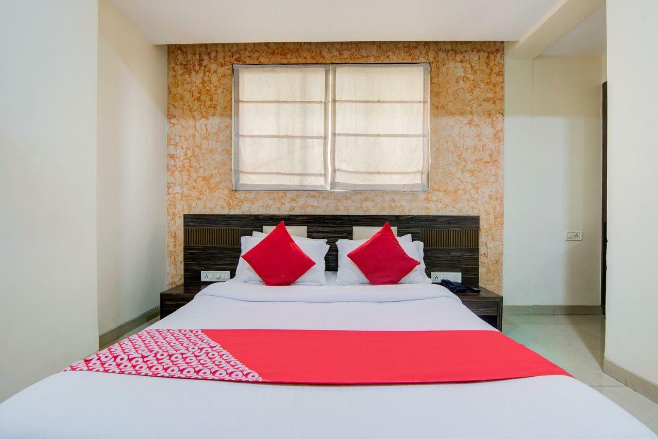 Oyo 45424 Lakshmi Palace Hotel Mumbai