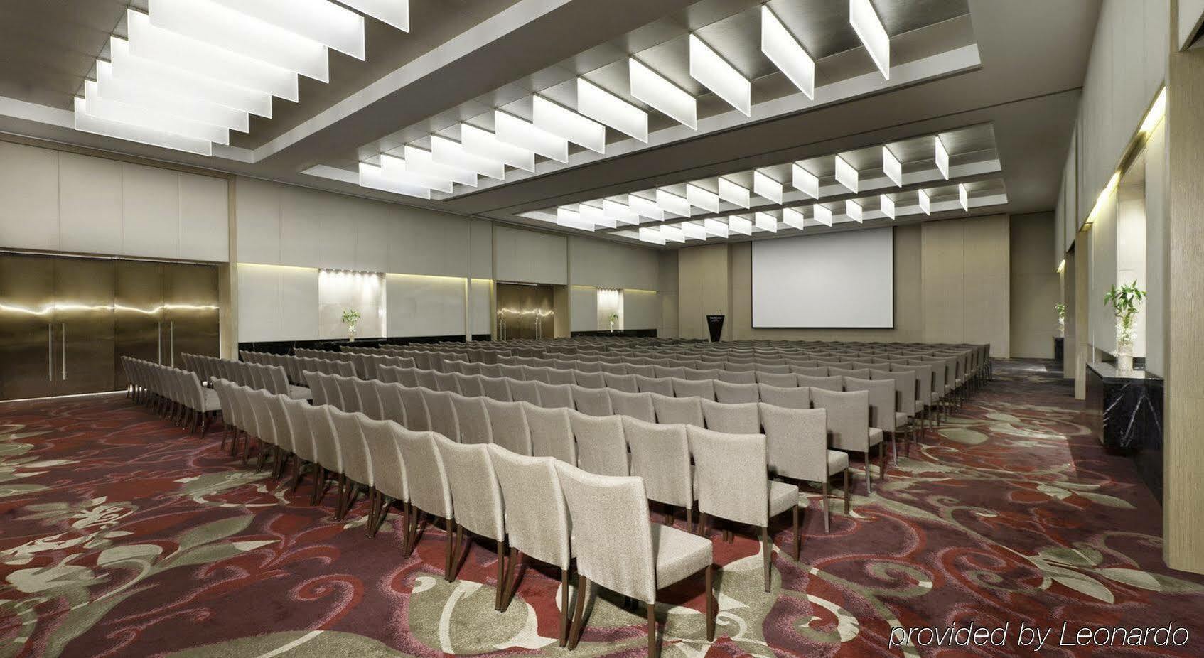 The Westin Garden Hotel 5*