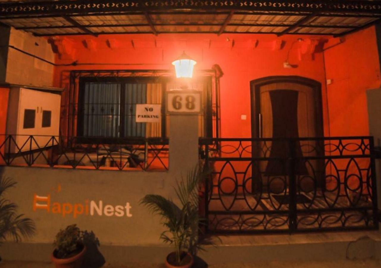 Happinest - The Backpacker's * Mumbai