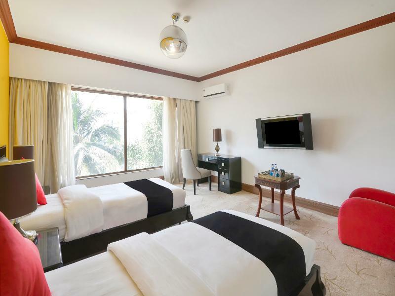Townhouse Royal Palms 4*