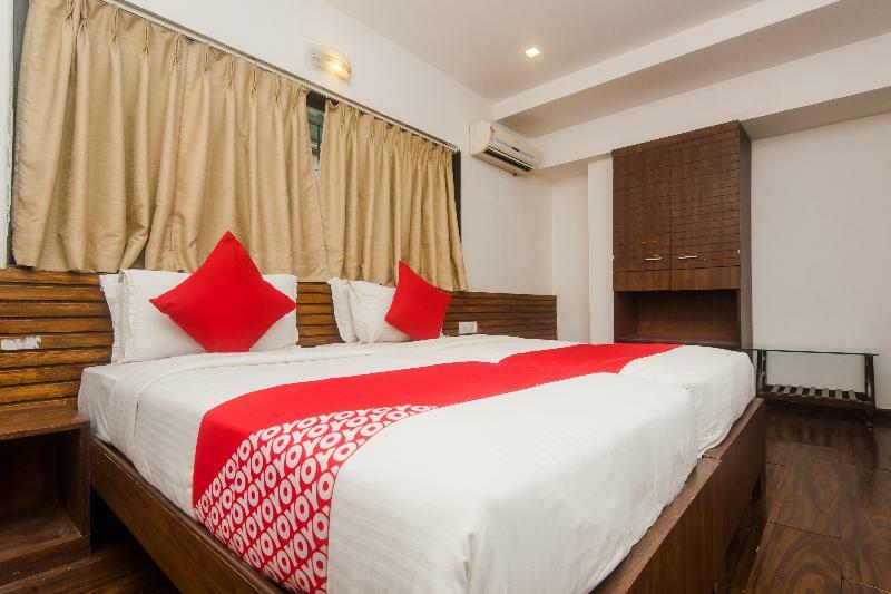 Oyo 3762 Swamini Niwas Hotel