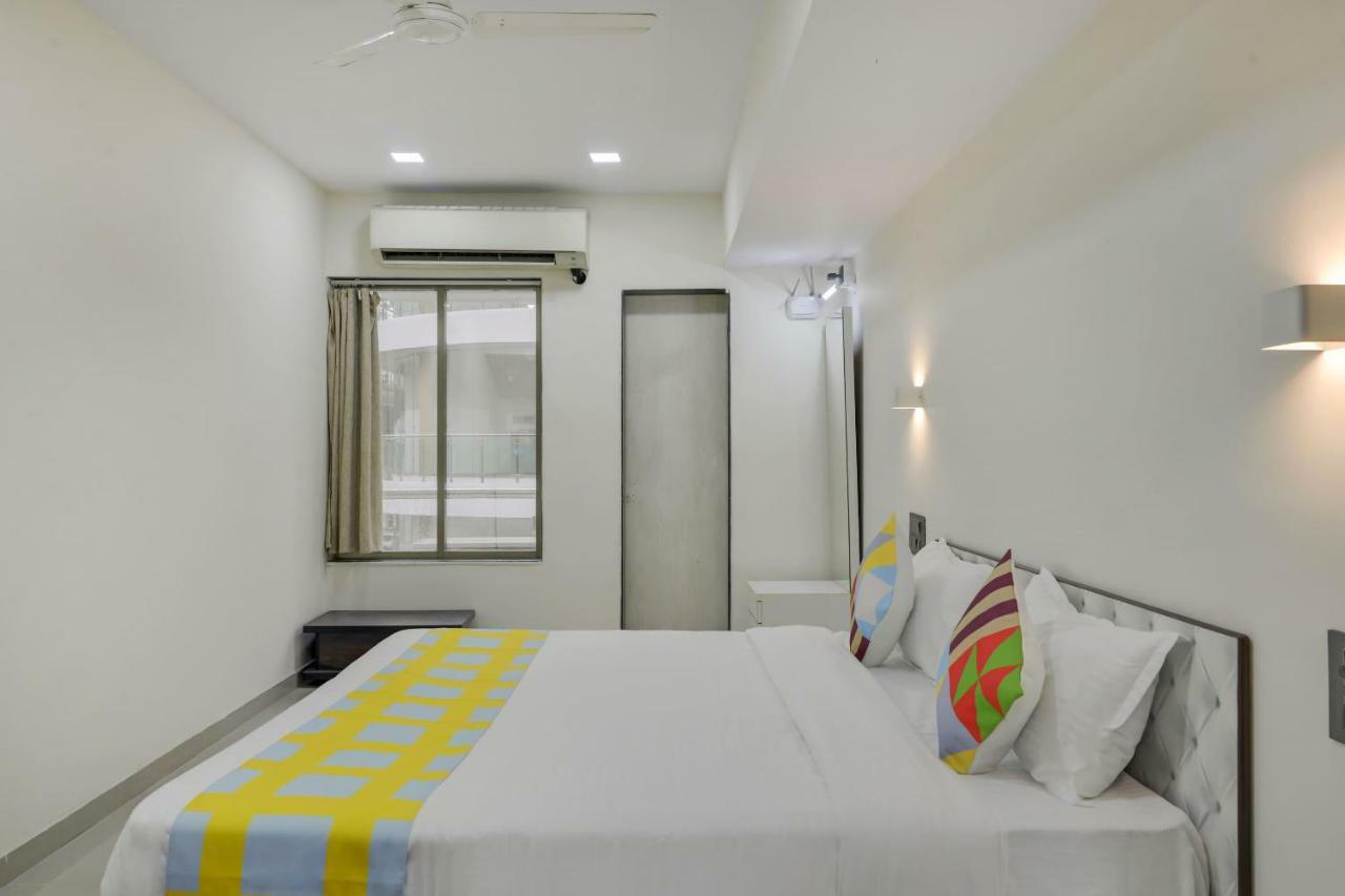 Guest house 44079 Elite White House Kharghar