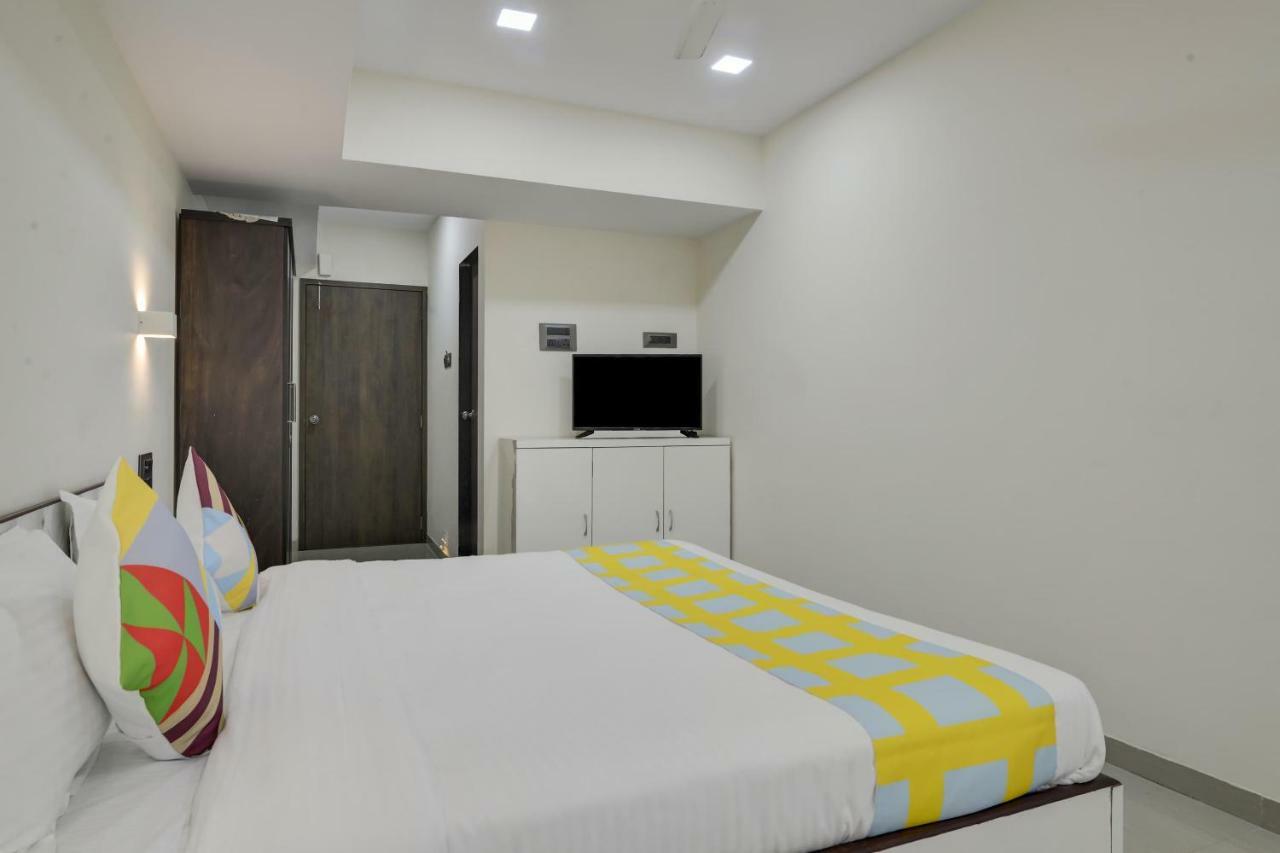 Guest house 44079 Elite White House Kharghar Mumbai