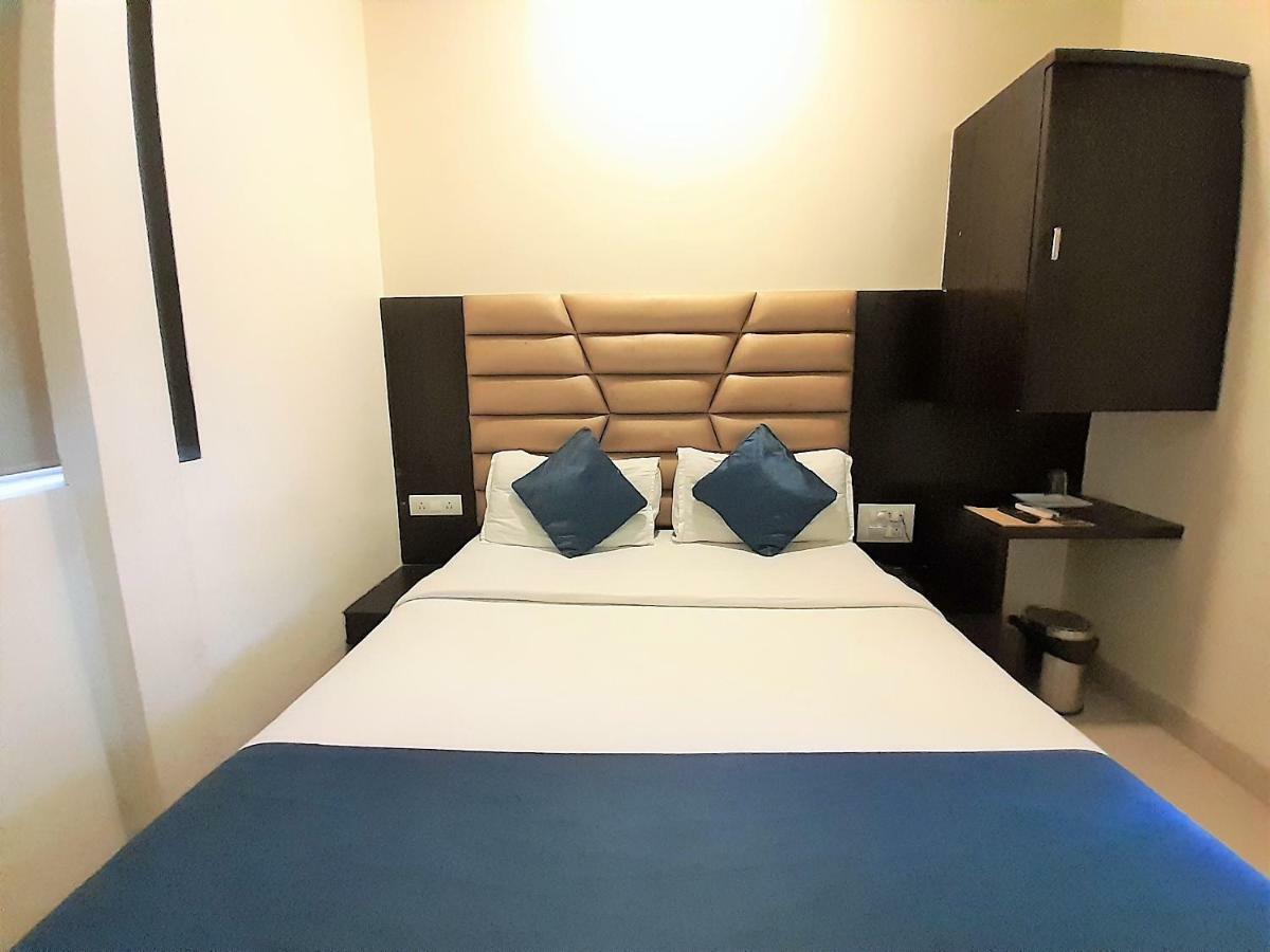 Hexa Adnoc Hotel